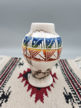 Load image into Gallery viewer, COLORED HORSEHAIR POTTERY - IZACK JOE