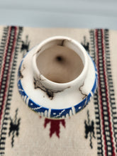 Load image into Gallery viewer, COLORED HORSEHAIR POTTERY - IZACK JOE