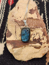Load image into Gallery viewer, LABRADORITE NECKLACE & EARRINGS SET - RECTANGULAR