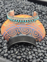 Load image into Gallery viewer, ZUNI TURQUOISE SNAKE EYE CUFF BRACELET - JASON & PEARL UKESTINE