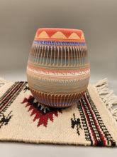 Load image into Gallery viewer, NAVAJO ETCHWARE POTTERY - ROBINSON & VALENCIA ETSITTY