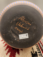 Load image into Gallery viewer, NAVAJO ETCHWARE POTTERY - ROBINSON & VALENCIA ETSITTY