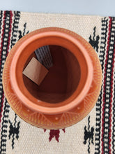 Load image into Gallery viewer, NAVAJO ETCHWARE POTTERY VASE - RONALD SMITH