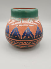 Load image into Gallery viewer, NAVAJO POTTERY ETCHWARE VASE - RONALD SMITH