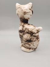 Load image into Gallery viewer, HORSEHAIR CAT POTTERY - TOM VAIL JR