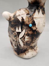 Load image into Gallery viewer, HORSEHAIR CAT POTTERY - TOM VAIL JR
