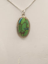 Load image into Gallery viewer, GREEN COPPER TURQUOISE NECKLACE