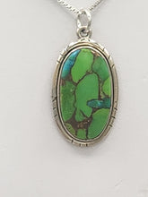 Load image into Gallery viewer, GREEN COPPER TURQUOISE NECKLACE