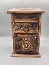 Load image into Gallery viewer, HERB CHEST/JEWELRY BOX- TRIQUETRA