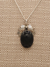 Load image into Gallery viewer, ONYX FEATHER NECKLACE - OVAL - KIRK SMITH