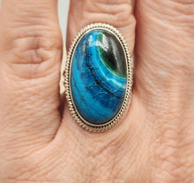 Load image into Gallery viewer, AZURITE RING - SIZE 6.5 - OVAL SHAPED