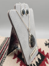 Load image into Gallery viewer, LABRADORITE NECKLACE & EARRINGS SET - TEARDROP