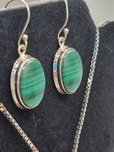 Load image into Gallery viewer, MALACHITE NECKLACE & EARRINGS SET - OVAL