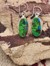 Load image into Gallery viewer, GREEN COPPER TURQUOISE OVAL EARRINGS