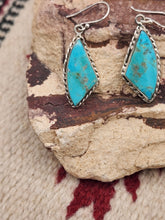 Load image into Gallery viewer, KINGMAN TURQUOISE EARRINGS