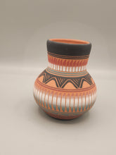Load image into Gallery viewer, NAVAJO ETCHWARE POTTERY - ROBINSON AND VALENCIA ETSITTY