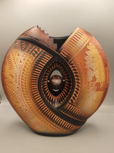 Load image into Gallery viewer, ETCHWARE KACHINA PILLOW POT POTTERY - DIANE ARAGON- #1