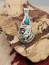 Load image into Gallery viewer, EAGLE HEAD WITH TURQUOISE PENDANT ON CHAIN - HENRY ATTAKAI