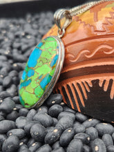 Load image into Gallery viewer, GREEN COPPER TURQUOISE NECKLACE & EARRINGS SET -OVAL