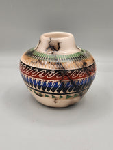 Load image into Gallery viewer, HORSEHAIR POTTERY - SEFARINA BENALLY