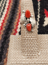 Load image into Gallery viewer, SPINY OYSTER SHELL RING - ZUNI- SIZE 7 - MIKE SIMPLIERO