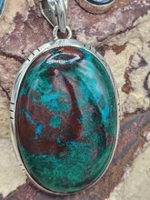 Load image into Gallery viewer, CHRYSOCOLLA PENDANT & EARRINGS SET- OVAL