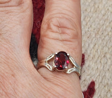 Load image into Gallery viewer, GARNET RING - SIZE 4.5 - 5.5 & 9 - OVAL
