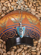 Load image into Gallery viewer, TURQUOISE CHIP INLAY ARROWHEAD PENDANT FEATURING BEAR - MEDIUM