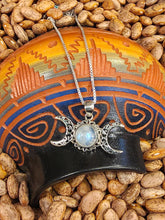 Load image into Gallery viewer, MOONSTONE TRIPLE MOON NECKLACE