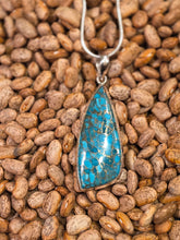 Load image into Gallery viewer, BLUE COPPER TURQUOISE NECKLACE AND EARRING SET