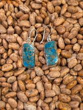 Load image into Gallery viewer, BLUE COPPER TURQUOISE NECKLACE AND EARRING SET