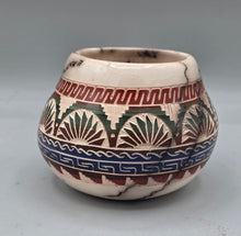 Load image into Gallery viewer, COLORED HORSEHAIR POTTERY- SEFARINA BENALLY