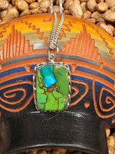 Load image into Gallery viewer, GREEN COPPER TURQUOISE NECKLACE - RECTANGLE