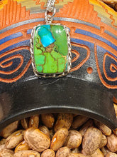 Load image into Gallery viewer, GREEN COPPER TURQUOISE NECKLACE - RECTANGLE