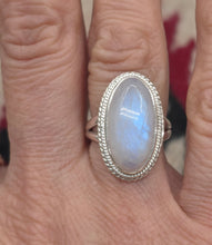 Load image into Gallery viewer, MOONSTONE RING - SIZE 7 - OVAL