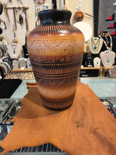 Load image into Gallery viewer, ACOMA ETCHWARE VASE - DIANE ARAGON