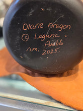 Load image into Gallery viewer, ACOMA ETCHWARE VASE - DIANE ARAGON