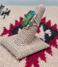 Load image into Gallery viewer, GREEN COPPER TURQUOISE RING - RECTANGULAR - SIZE 6.5