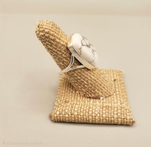 Load image into Gallery viewer, HOWLITE RING - SIZE 7