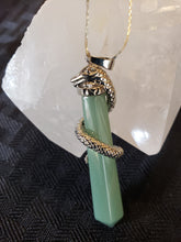 Load image into Gallery viewer, AVENTURINE CRYSTAL POINT NECKLACE WITH SNAKE
