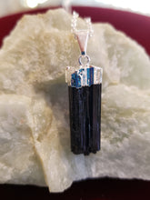 Load image into Gallery viewer, BLACK TOURMALINE CRYSTAL NECKLACE