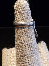 Load image into Gallery viewer, LAPIS RING - SIZE 5