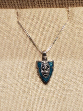 Load image into Gallery viewer, TURQUOISE CHIP INLAY ARROWHEAD PENDANT- SMALL - Wolf, Eagle or Bear