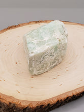 Load image into Gallery viewer, AQUAMARINE -  FREE STANDING STONE