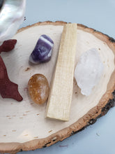 Load image into Gallery viewer, UNBURDEN CRYSTAL SMUDGE KIT