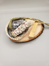 Load image into Gallery viewer, SAGE SMUDGING GIFT STARTER KIT