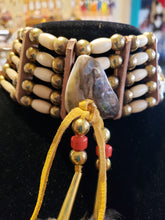 Load image into Gallery viewer, 5 STRAND AMBER HORN & ABALONE CHOKER