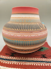 Load image into Gallery viewer, NAVAJO ETCHWARE POTTERY - ROBINSON &amp; VALENCIA ETSITTY
