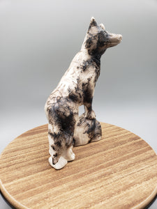 HORSEHAIR POTTERY STATUE - WOLF - TOM VAIL JR/JESSICA VAIL