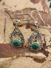 Load image into Gallery viewer, MALACHITE EARRINGS